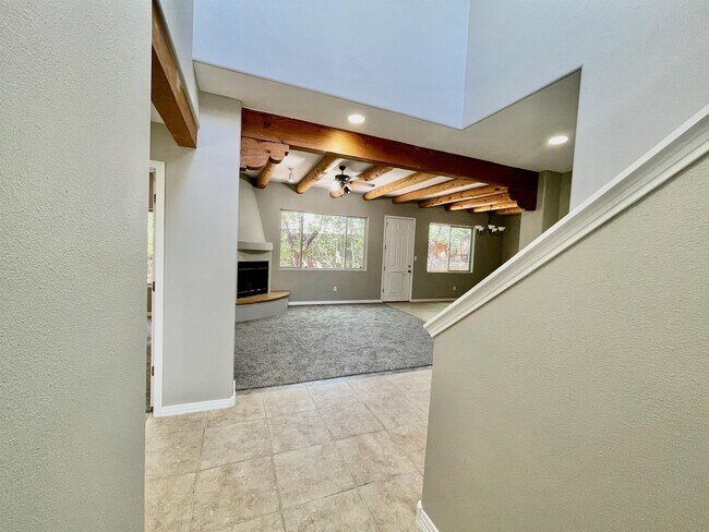 Building Photo - 6533 Winding Ridge Loop