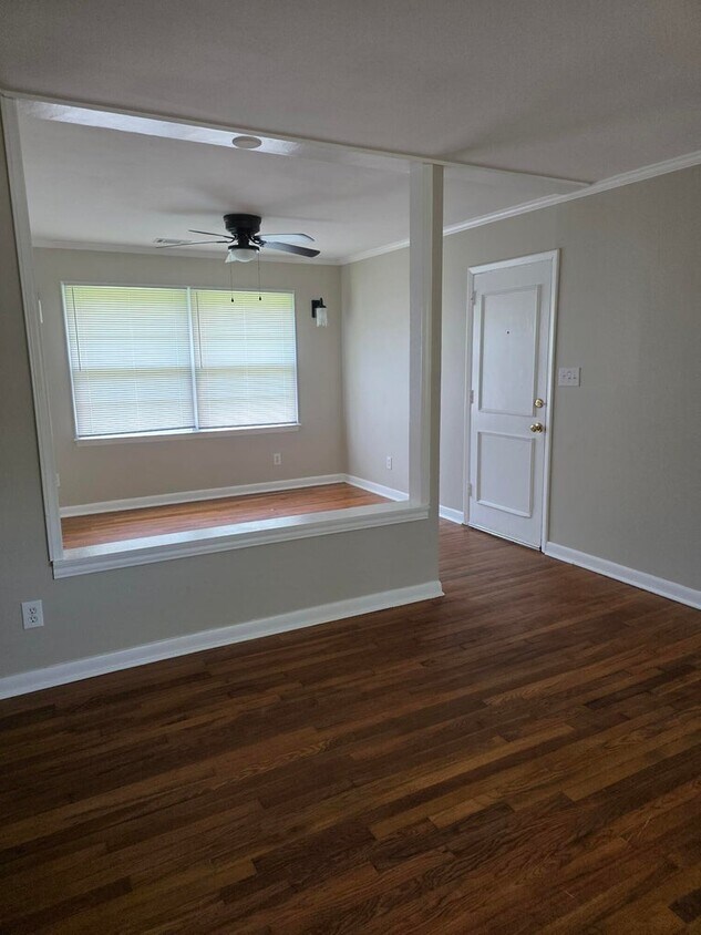 Foto principal - 889 Quail Dr