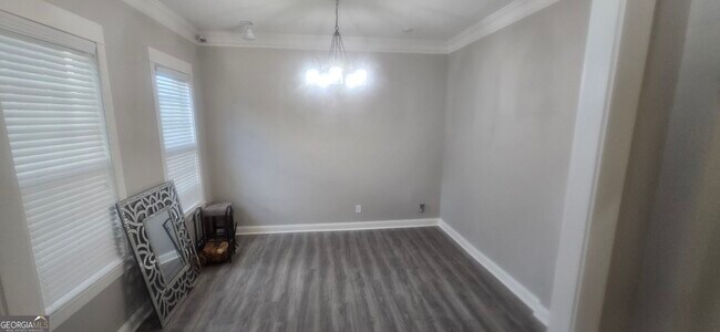 Foto del edificio - 5715 Southcrest Ln