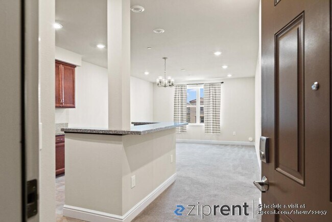 Foto del edificio - 1368 El Camino Real