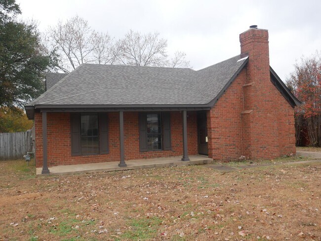 Foto del edificio - 7609 Clarkfield Pl
