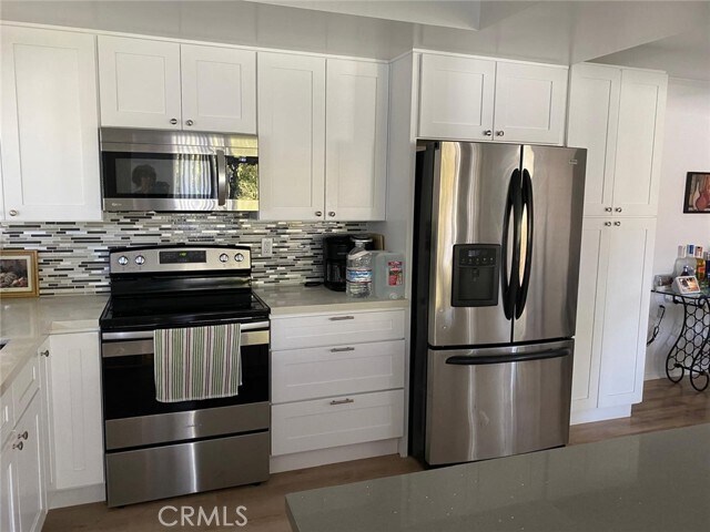 Building Photo - 2279 Via Mariposa W