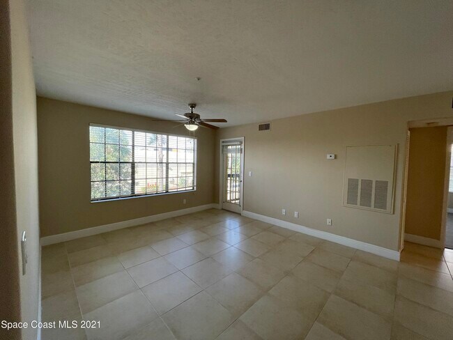 Foto del edificio - 7667 N Wickham Rd