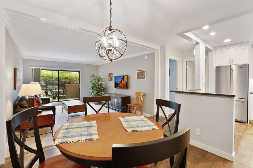 Foto principal - 6730 Vernon Ave S