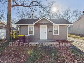 Building Photo - 1827 E 81 St