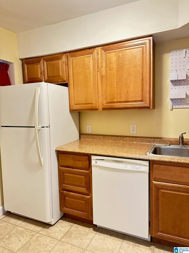 Foto del edificio - 1006 Broadway St