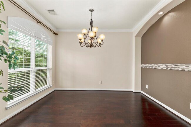 Foto del edificio - 5314 Belle Manor Ln
