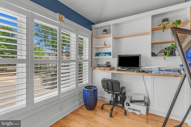 Foto del edificio - 2727 S 12th St