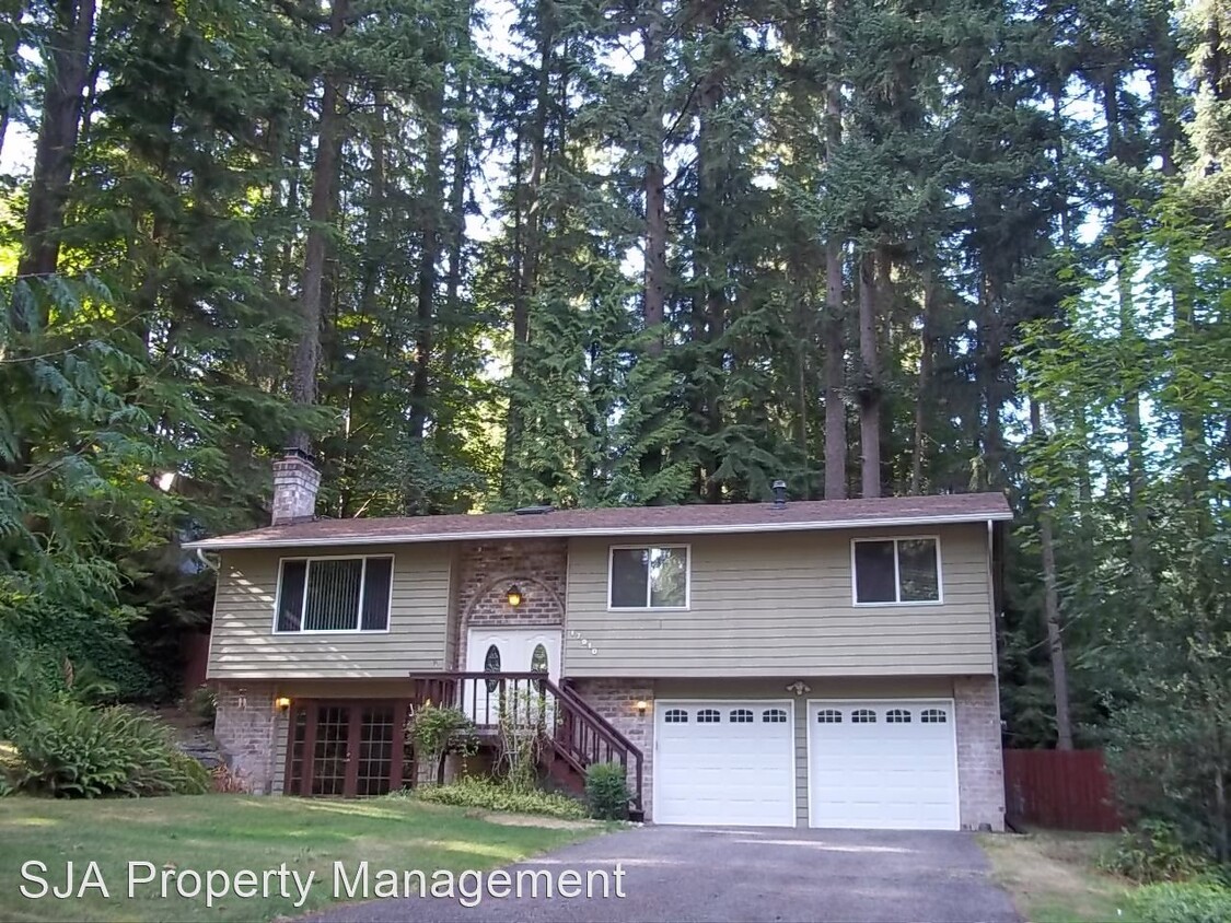 Primary Photo - 3 br, 2.5 bath House - 17910 NE 156th Street