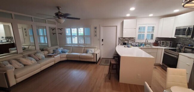 Foto del edificio - 2860 NE 14th Street Causeway