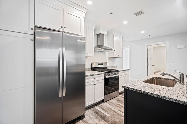 Interior Photo - Paul's Place