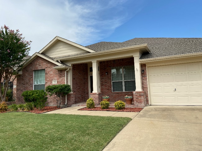 Building Photo - 112 Cherrytree Trail