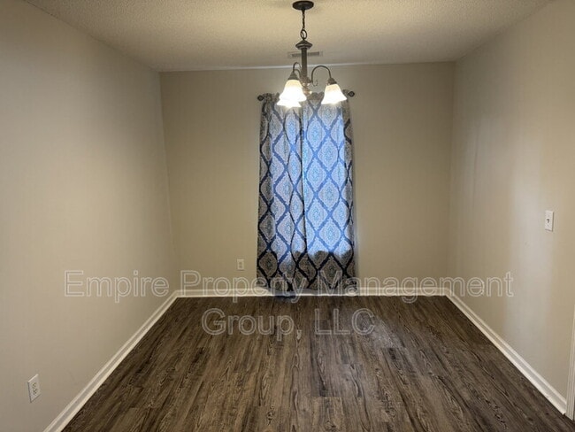 Foto del edificio - 66 Sand Oak Ct