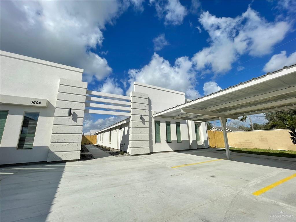 Foto principal - 3604 Bella Costa Dr