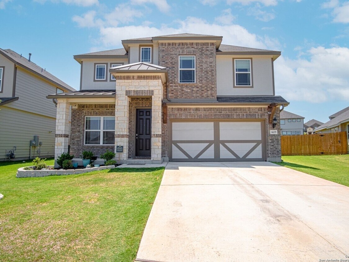 Primary Photo - 4 Bedroom Single Family Home in San Antonio