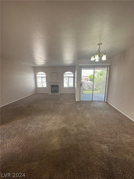 Foto del edificio - 4555 E Sahara Ave