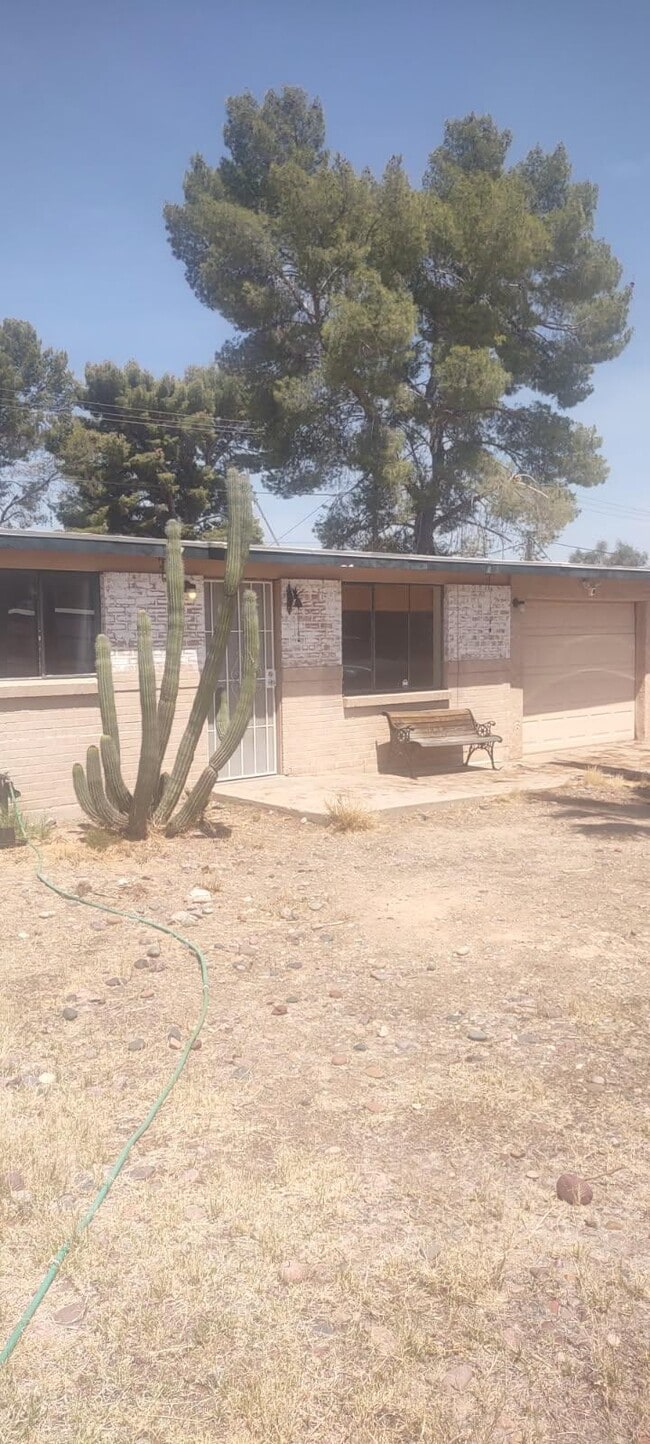 Photo - 1334 S Rosemont Ave House