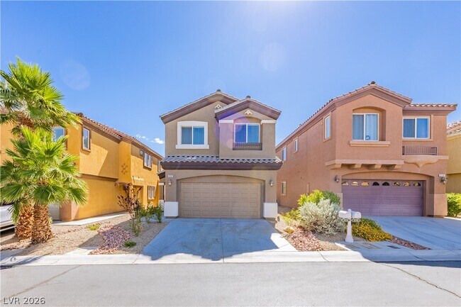Building Photo - 212 Fairway Woods Dr
