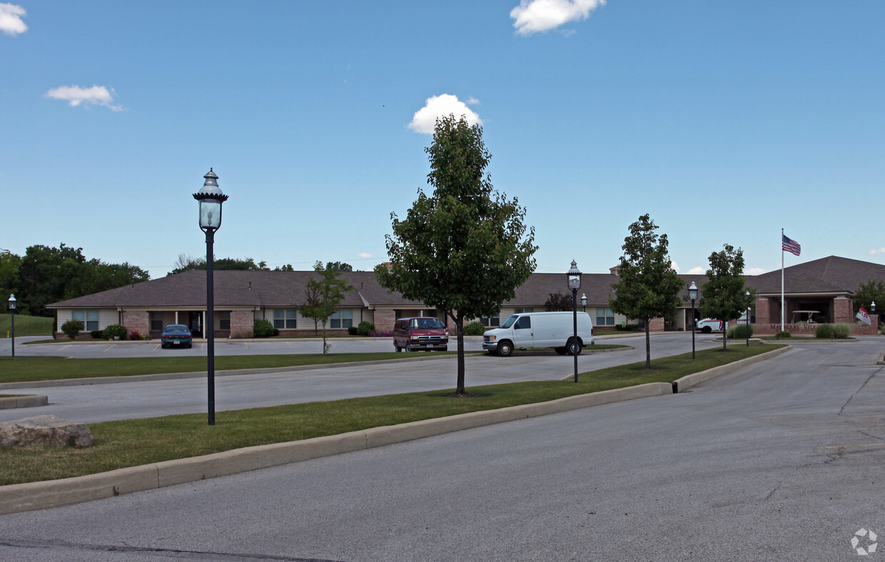 Building Photo - Mayberry Village