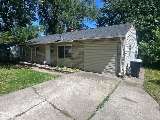 Building Photo - 7707 E 113th St