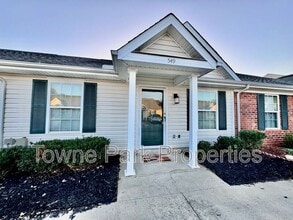 Building Photo - 549 Edgecliff Ln