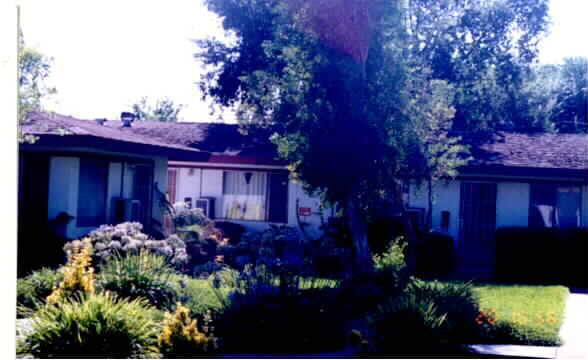 Primary Photo - 407 Violet Ave