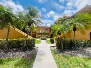 Building Photo - 4791 Via Palm Lakes