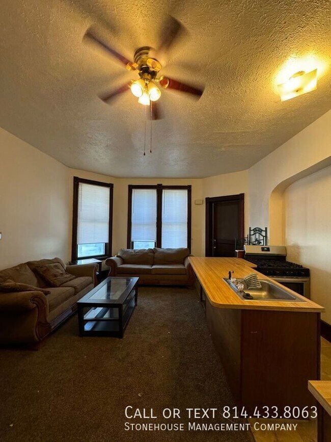 Foto del edificio - Nice first floor apartment and walking dis...