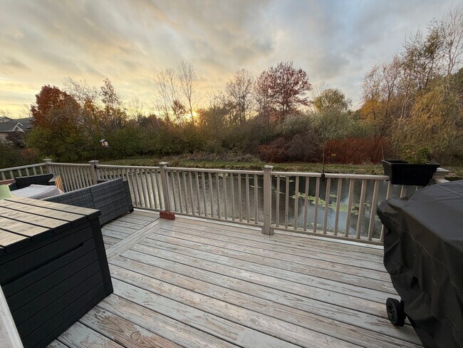 Foto del edificio - 3007 Ledgestone Pl NE