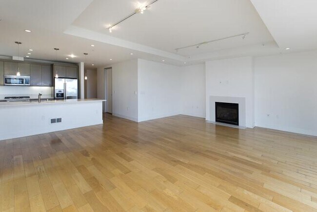 Building Photo - 2 bedroom in San Francisco CA 94107