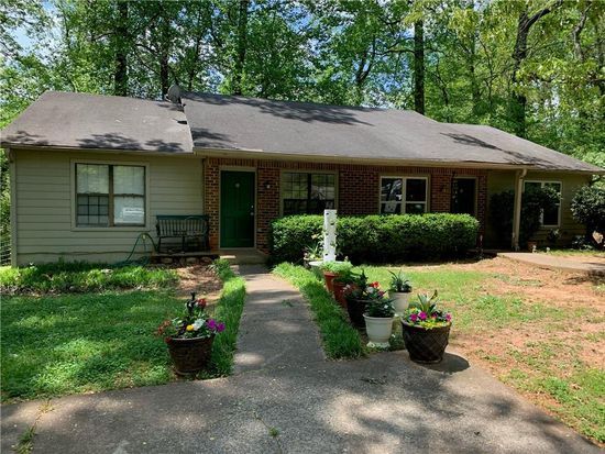 Front View - 810 Bellemeade Way SW
