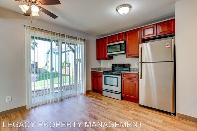 Foto del edificio - 2717 SE Chestnut St