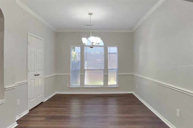 Foto del edificio - 16926 Pheasant Ridge Dr