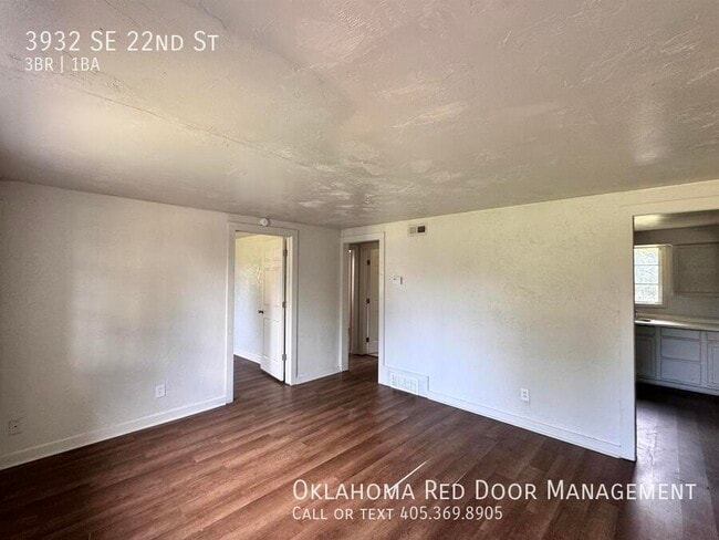 Foto del edificio - 3932 SE 22nd St