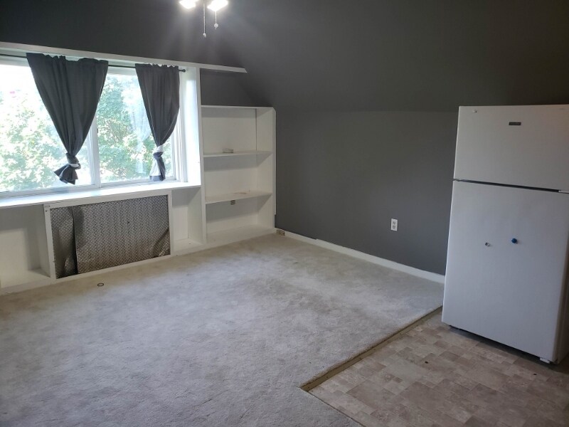Foto principal - 564 S Main St
