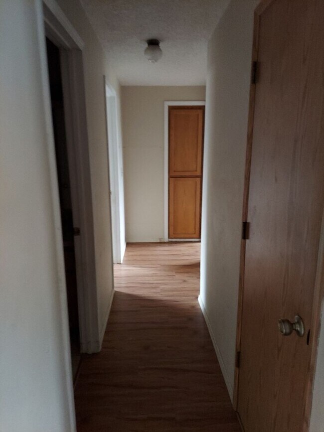 Foto del edificio - Charming Three Bedroom In Cascade Park