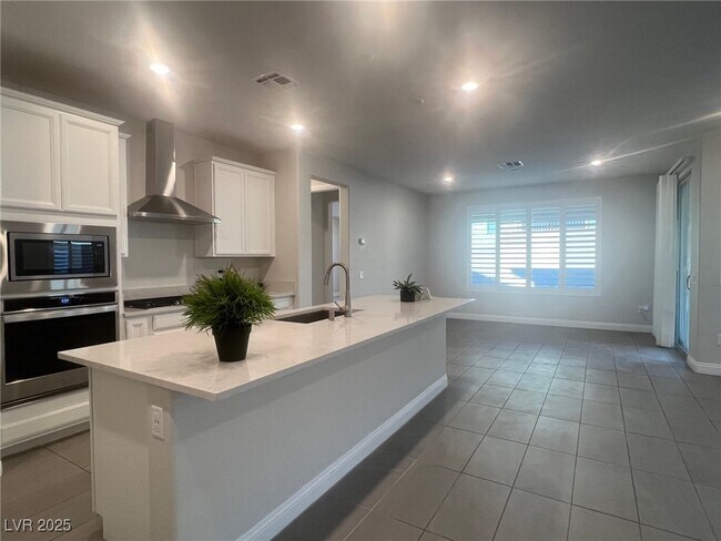 Foto del edificio - 2110 Millergrove Ave