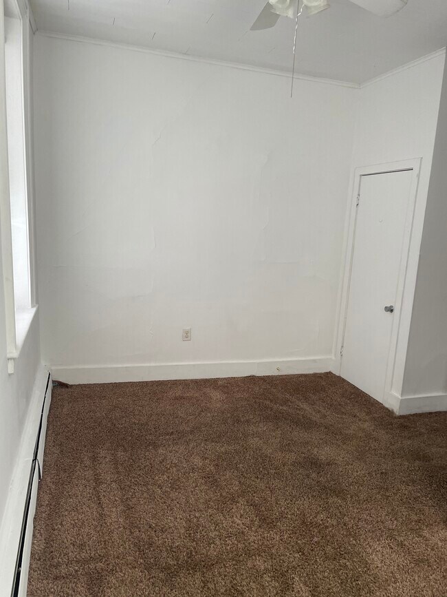 Bedroom #1 - 731 Mohrsville Rd