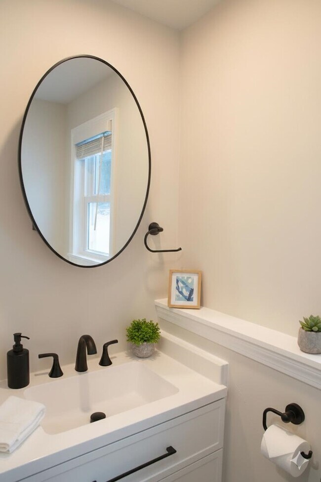 Foto del edificio - 180 N Main St