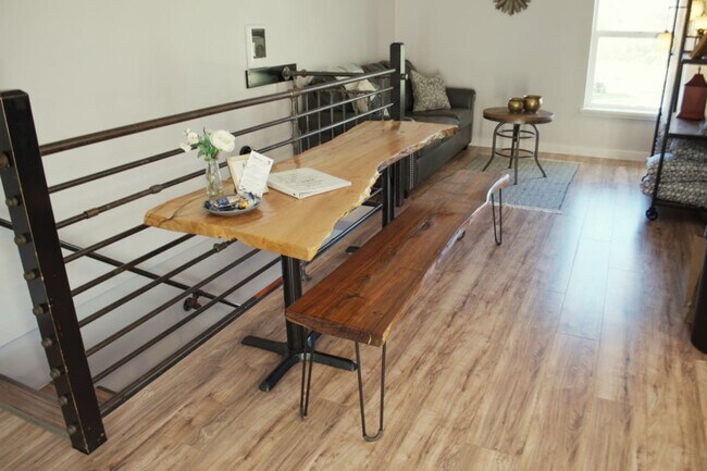Foto del edificio - 33010 Fircreek Ln