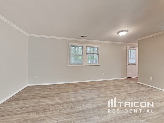Building Photo - 4809 Smokehollow Rd