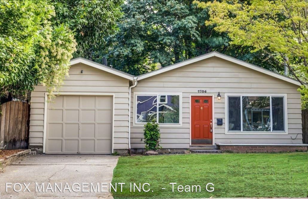 Foto principal - 3 br, 1 bath House - 1706 SE 35th Place
