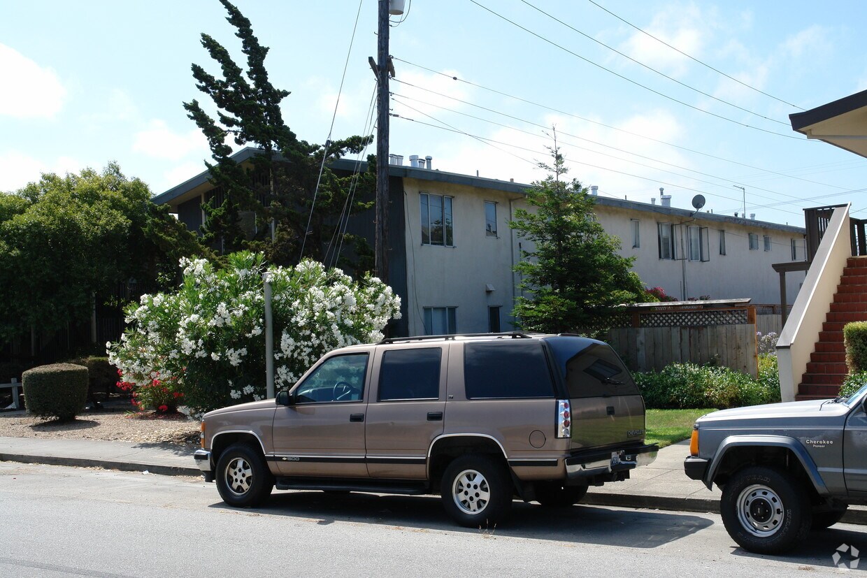 Foto principal - 470 19th Ave