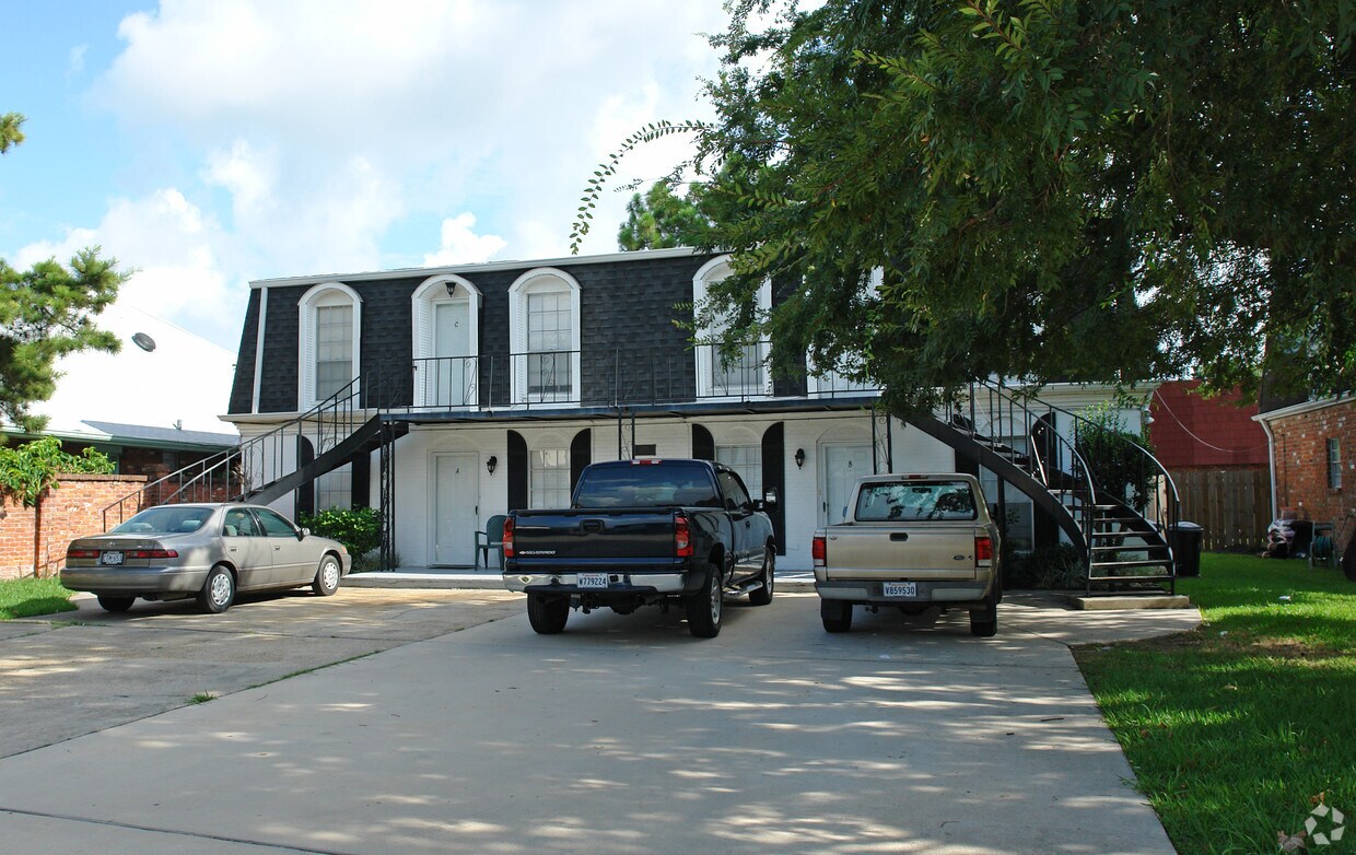 Building Photo - 3709 Jean Pl