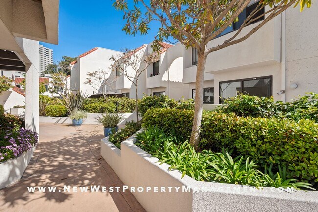 Building Photo - Lovely Marina District 2-bedroom at Park R...