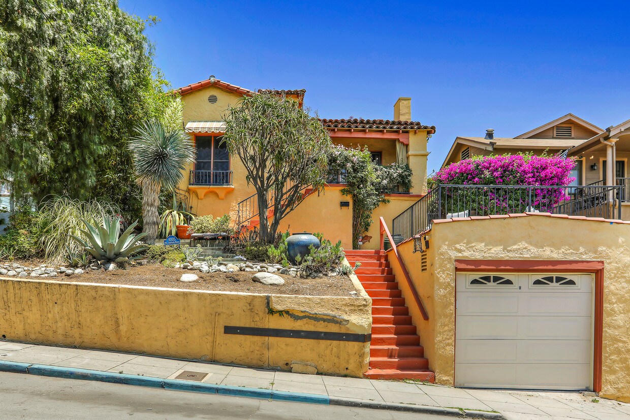 40 Apartments Available for Rent in Highland Park, CA