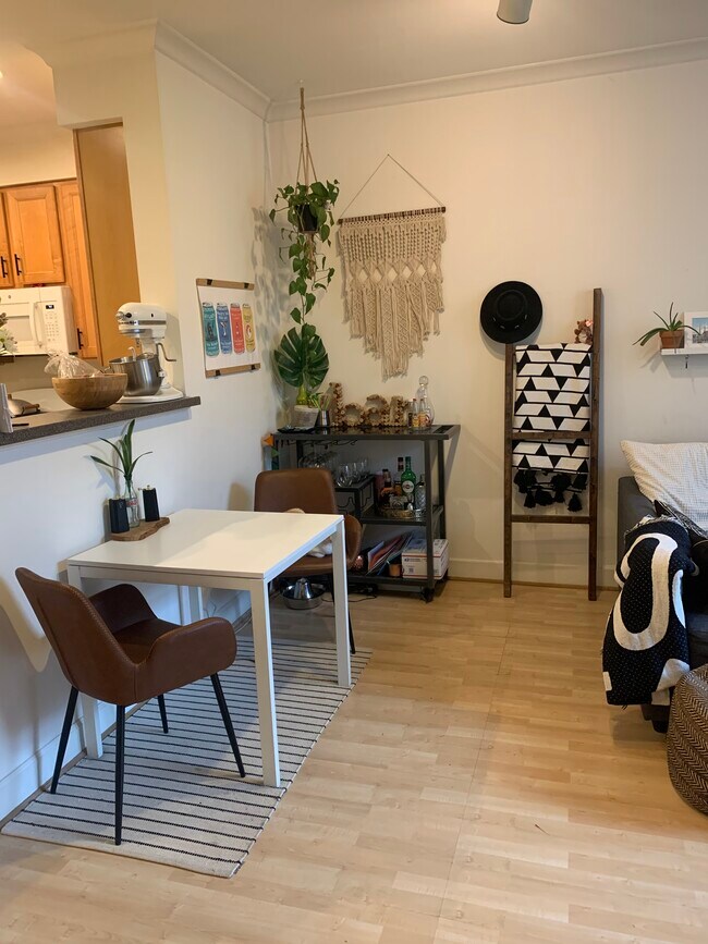 Main Space - 1205 N Garfield St