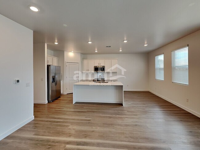 Foto del edificio - 9629 E Friedel Dr
