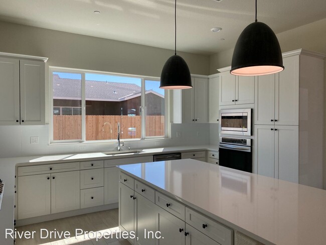 Building Photo - 3 br, 2 bath House - 2474 Valverde Drive