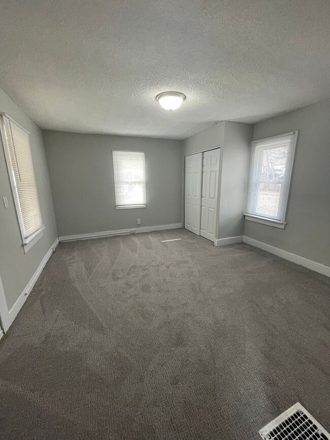 Photo - 1315 Morton St Apartment